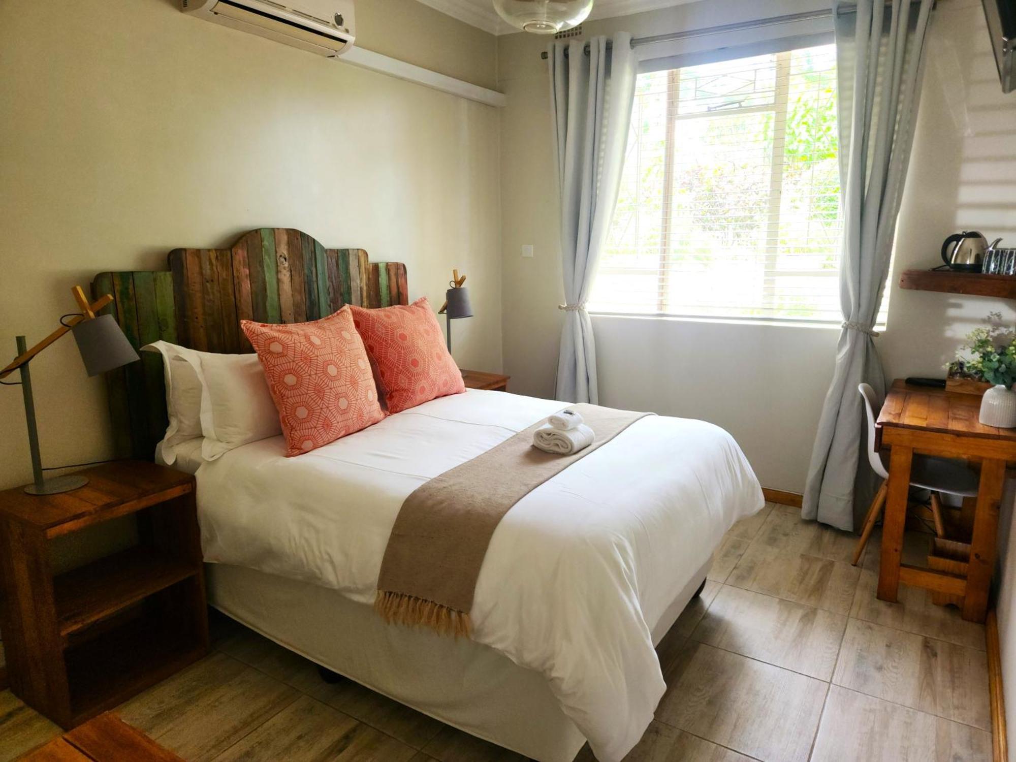 Mijn Kitchen Coffee Shop And B&B 布兰太尔 外观 照片